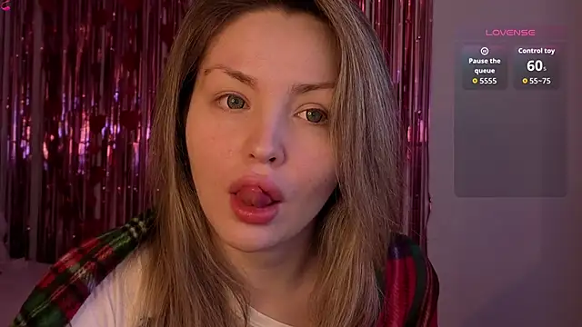 Lora Rosee online show from 04-30-26, 02:23