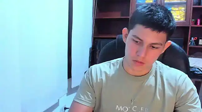 JamesCr  online show from 02-26-25, 11:26