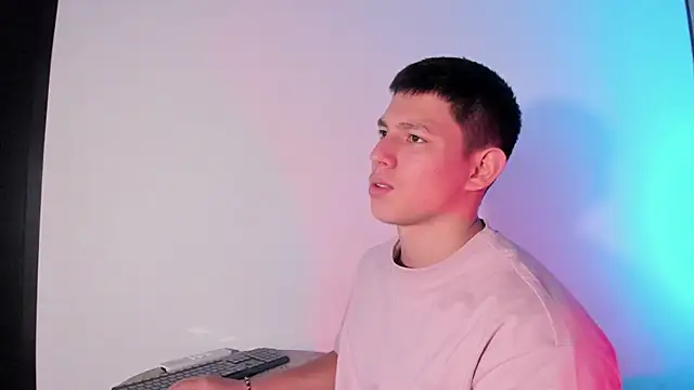 JamesCr  online show from 02-27-25, 02:21