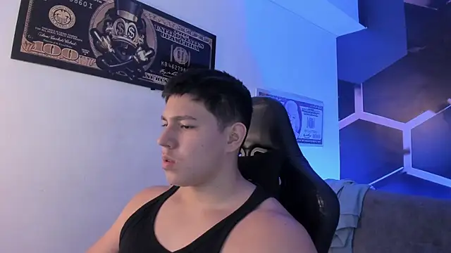 JamesCr  online show from 09-25-25, 02:59