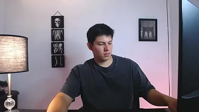 JamesCr  online show from 10-24-25, 01:24