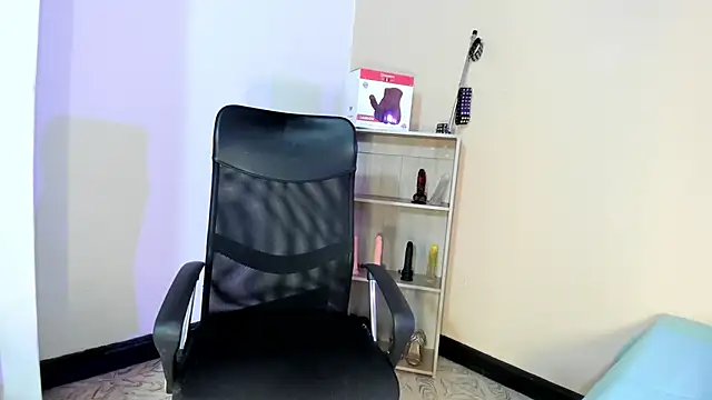 Violetta 0 online show from 10-03-25, 01:19