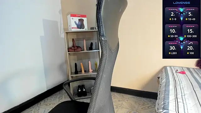 Violetta 0 online show from 12-19-25, 02:02