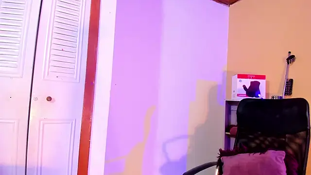 Violetta 0 online show from 01-17-26, 01:38