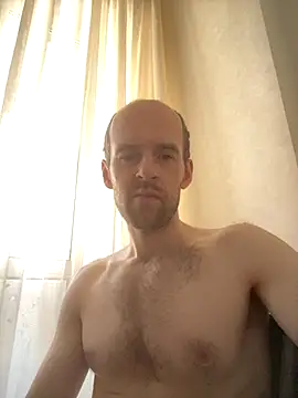 LynnAhNight online show from 09-14-25, 04:44