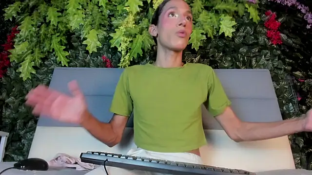 cassidy blossom online show from 10-15-25, 07:14