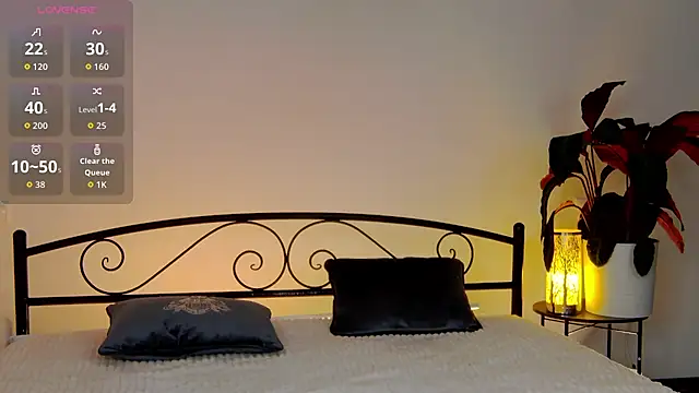 Maytaai online show from 09-22-25, 08:11