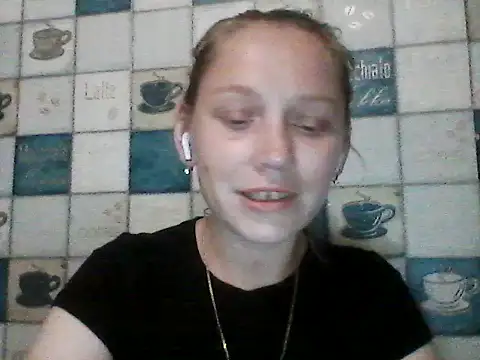 Anna wey online show from 06-22-26, 09:23