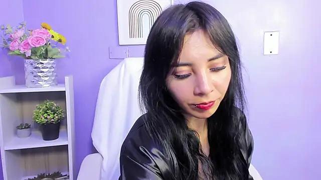 Snapshot of Hiyakasudere chatting on 02-06-25, 12:48 Hiyakasudere online show from 02-06-25, 12:48