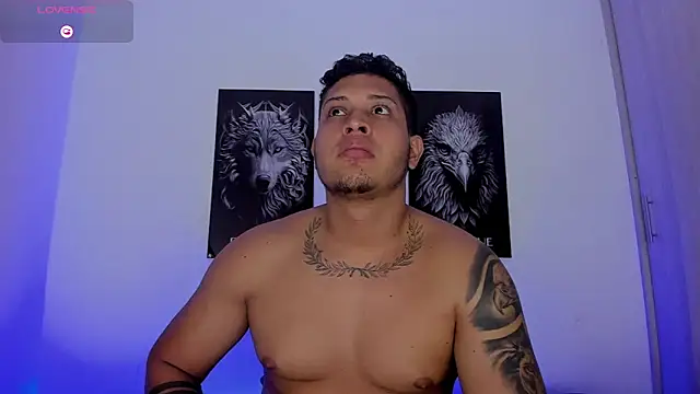 Snapshot of JohanSmith chatting on 11-14-25, 11:35 JohanSmith online show from 11-14-25, 11:35