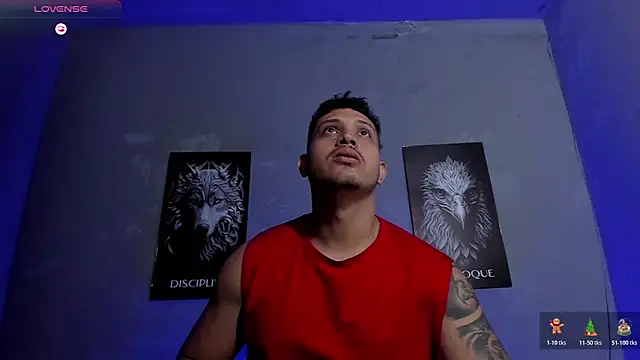 Snapshot of JohanSmith chatting on 03-07-26, 01:46 JohanSmith online show from 03-07-26, 01:46