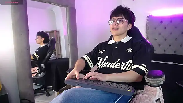 PepperTwink online show from 09-15-25, 04:18