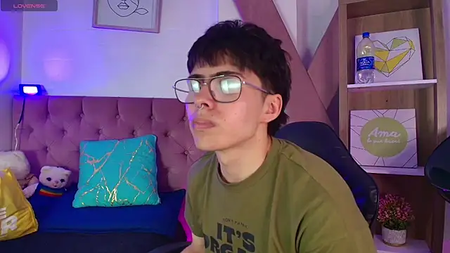 PepperTwink online show from 10-03-25, 04:37