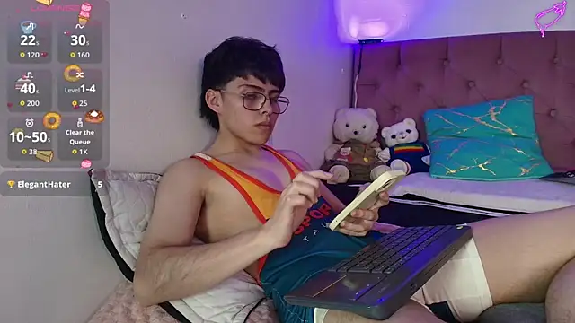 PepperTwink online show from 10-17-25, 05:59