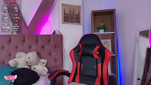 PepperTwink online show from 04-30-26, 04:02