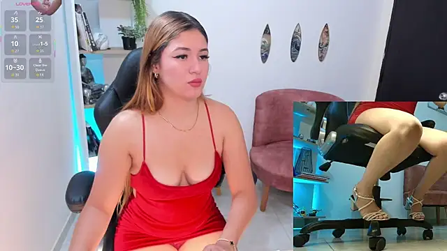 Snapshot of Nathalie_29 chatting on 11-04-25, 12:26 Nathalie 29 online show from 11-04-25, 12:26