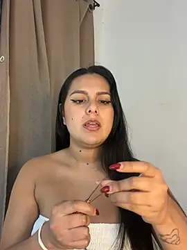 Snapshot of antonella_rod chatting on 05-07-26, 07:41 antonella rod online show from 05-07-26, 07:41