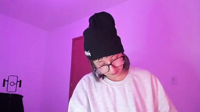 ggor4w33 online show from 10-20-25, 06:14