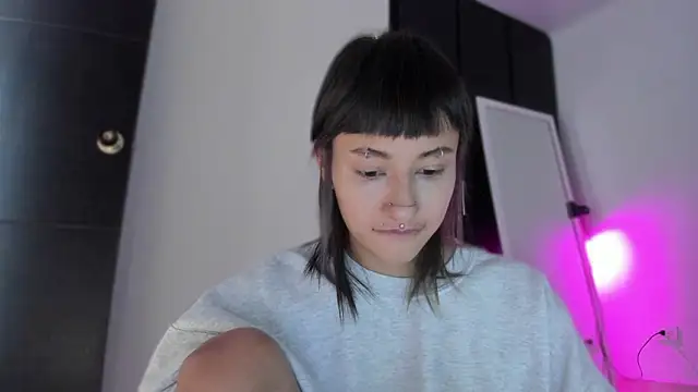 Snapshot of ggor4w33 chatting on 02-19-26, 12:34 ggor4w33 online show from 02-19-26, 12:34