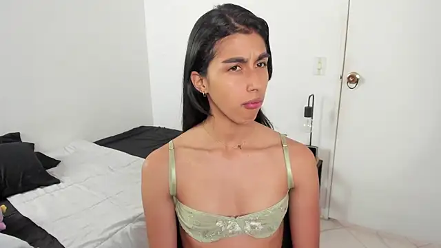 Snapshot of Mazikeen__18 chatting on 07-03-26, 01:39 Mazikeen 18 online show from 07-03-26, 01:39