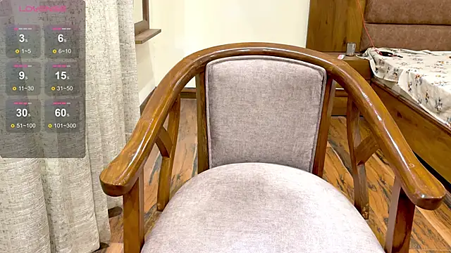 Snapshot of Alisaa-1 chatting on 02-27-25, 05:24 Alisaa-1 online show from 02-27-25, 05:24