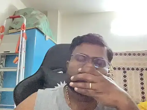 hottim786 online show from 02-08-26, 05:49