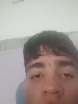 Snapshot of Santini26 chatting on 02-07-25, 02:37 Santini26 online show from 02-07-25, 02:37