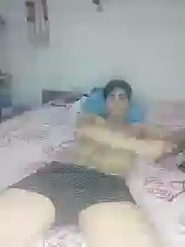 Snapshot of Santini26 chatting on 03-10-25, 10:02 Santini26 online show from 03-10-25, 10:02