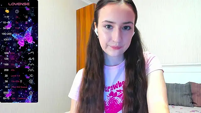 Snapshot of Cute__Nana chatting on 07-06-26, 06:10 Cute Nana online show from 07-06-26, 06:10