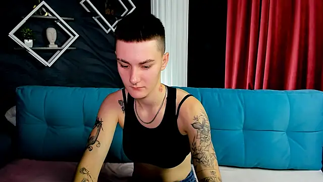LindaBryantt online show from 02-16-25, 01:38