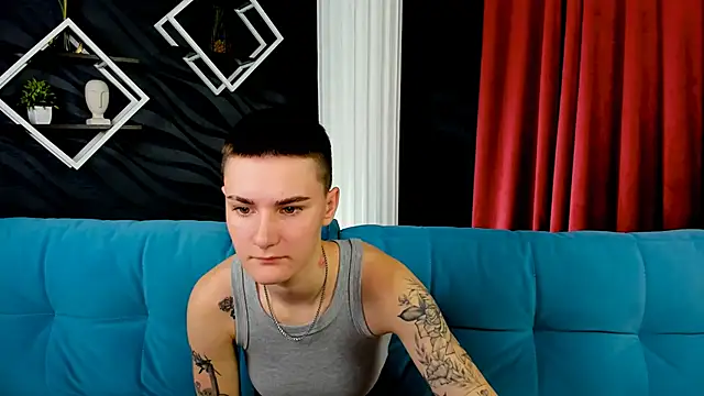 LindaBryantt online show from 02-20-25, 01:40
