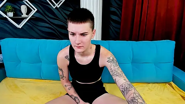 LindaBryantt online show from 02-28-25, 03:15
