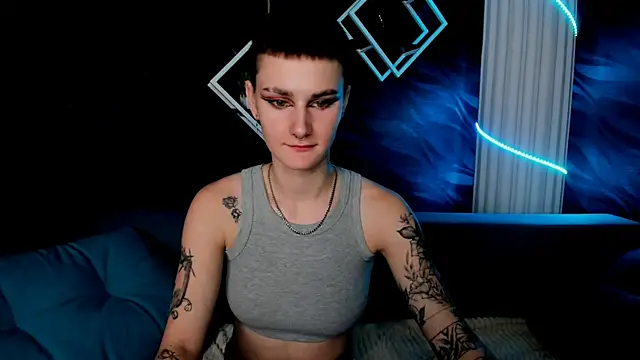 LindaBryantt online show from 03-05-25, 01:39