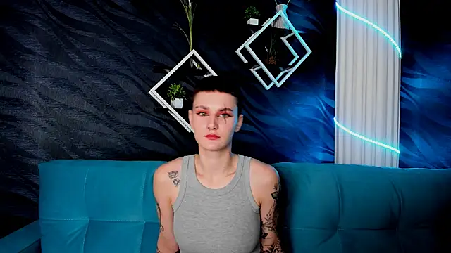 LindaBryantt online show from 03-06-25, 03:13
