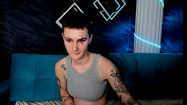 LindaBryantt online show from 03-06-25, 10:41