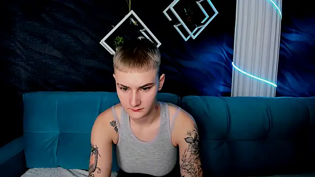 LindaBryantt online show from 03-13-25, 03:11