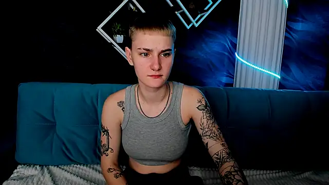 LindaBryantt online show from 03-20-25, 04:51