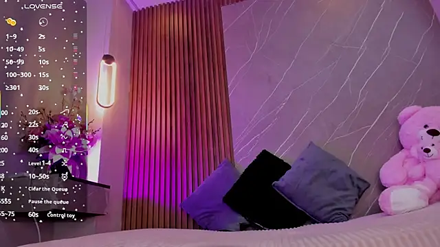 ariana jhonson1 online show from 10-03-25, 12:24