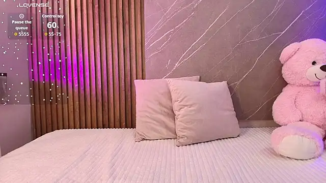 ariana jhonson1 online show from 01-09-26, 12:19