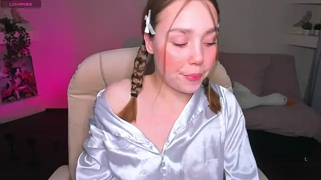 YourMegan online show from 05-05-26, 06:38