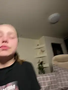 YourMegan online show from 05-08-26, 07:52