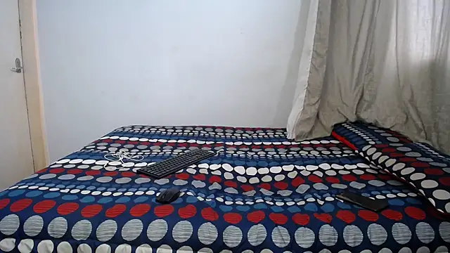 SexyEyes001 online show from 03-10-25, 10:37