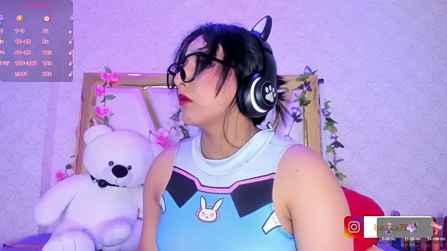 Snapshot of BeccaMathew chatting on 09-23-25, 01:41 BeccaMathew online show from 09-23-25, 01:41