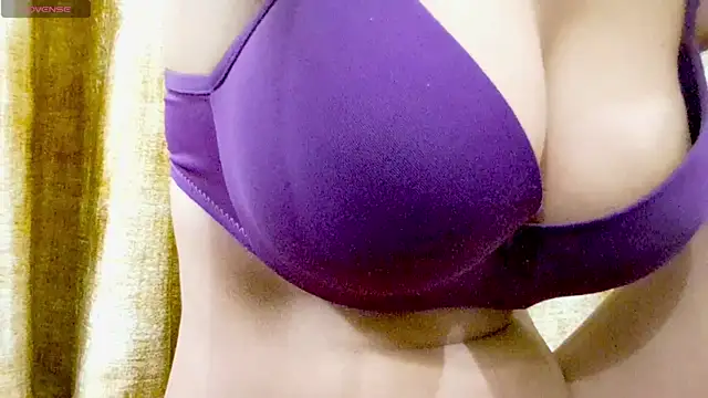 RAYI 01 online show from 10-14-25, 04:19