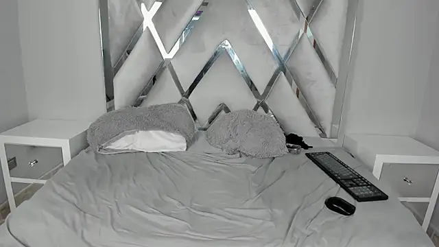 Your Lady Milf online show from 03-19-25, 04:13