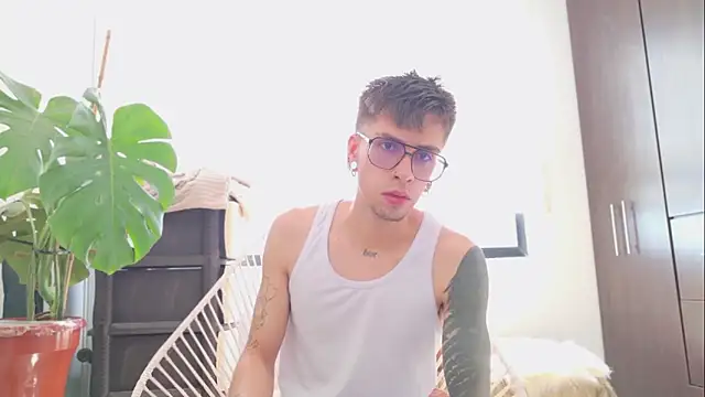 MATT SHADOWS7 online show from 02-09-26, 02:21