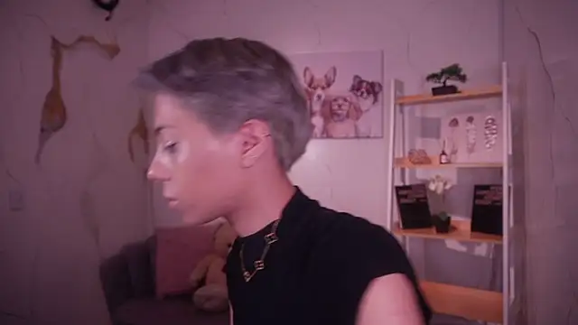 soidai miiu online show from 10-08-25, 11:52