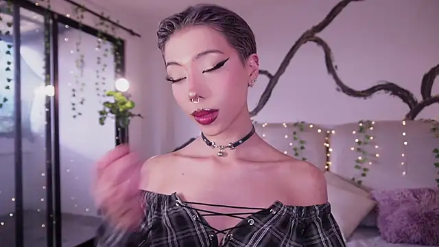 soidai miiu online show from 10-31-25, 09:27