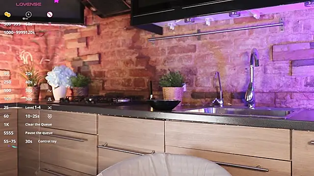 Snapshot of Agatha_Mott chatting on 03-02-25, 02:32 Agatha Mott online show from 03-02-25, 02:32