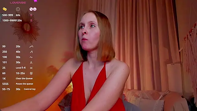 Snapshot of Agatha_Mott chatting on 03-04-25, 06:50 Agatha Mott online show from 03-04-25, 06:50